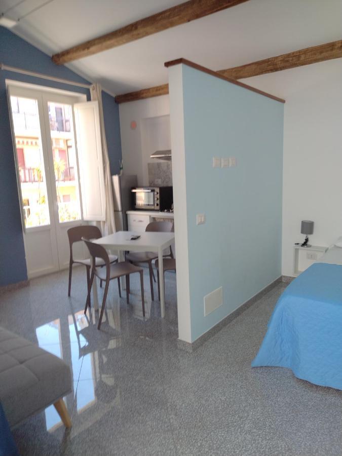 La Reggia Apartments Milazzo Extérieur photo